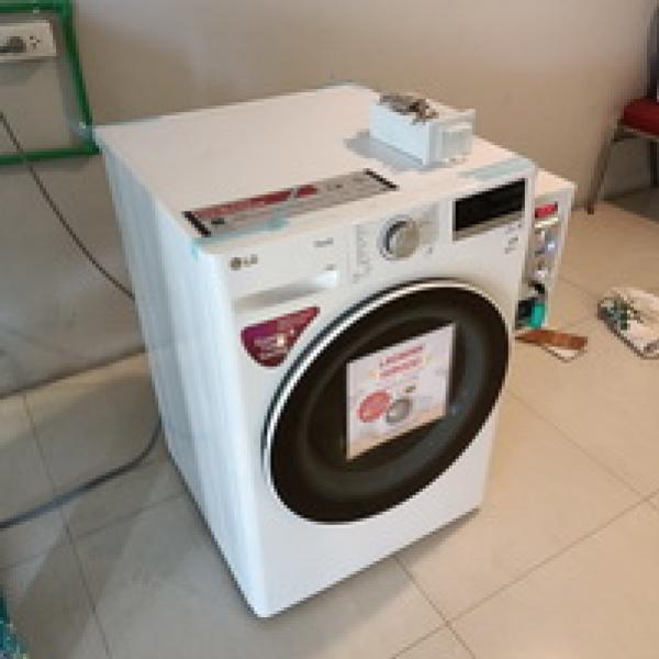 รับล้างเครื่องซักผ้าหยอดเหรียญ ติดต่อ คุณ กิตติพร โทร.081-9180343 รับล้างเครื่องซักผ้าหยอดเหรียญ ติดต่อ คุณ กิตติพร โทร.081-9180343